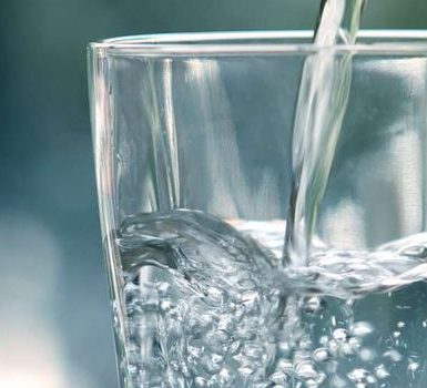 Ventajas y desventajas del flúor en el agua potable