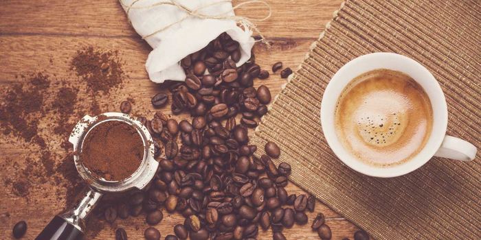 Es la cafeína adictiva La cafeína causa pérdida de peso o pérdida ósea Es la cafeína segura para mujeres y niños