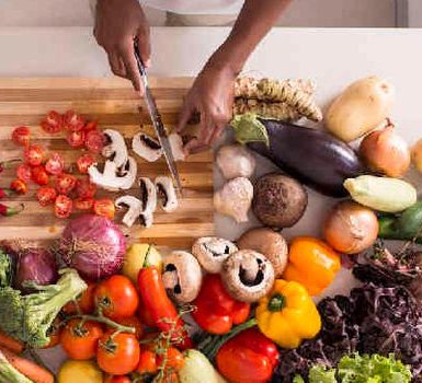 Qué comer y qué no comer si quieres construir tu cuerpo